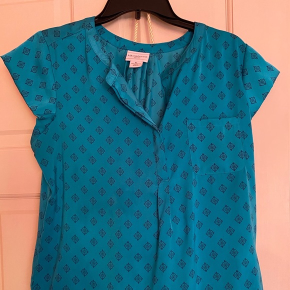 Top - Picture 1 of 1